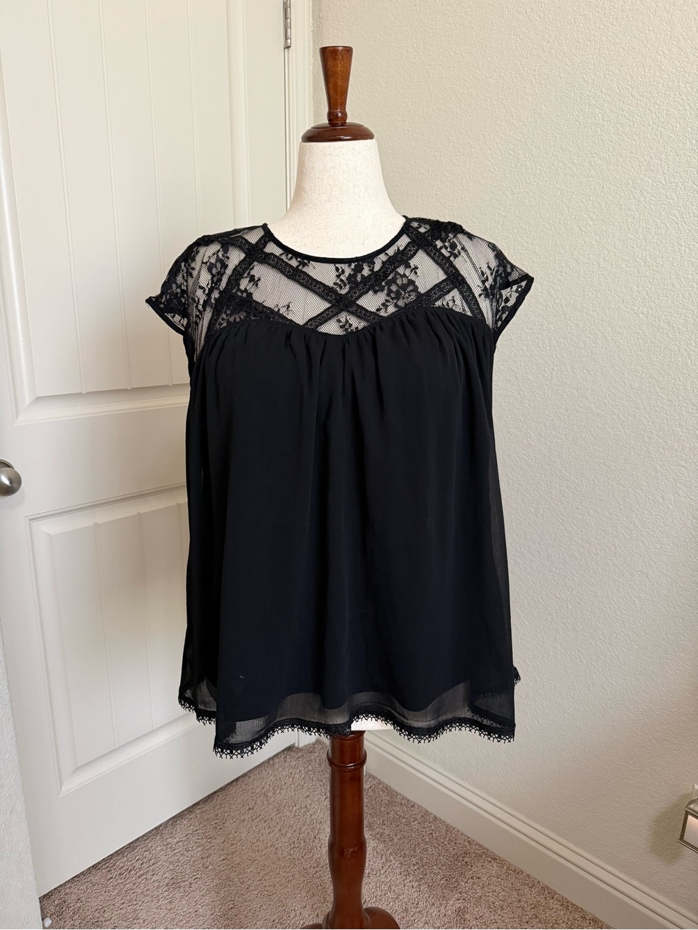 Maurices Black Lace Yoke Blouse XXL Flowy As-Is Hole Disclosed